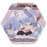 Usada Pekora - Badge - hololive