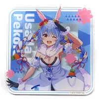 Usada Pekora - Badge - hololive