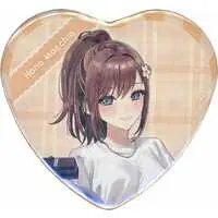 Hana Macchia - NIJISANJI Valentine Merch 2024 - Badge - Nijisanji