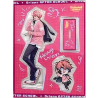 Akagi Wen - Acrylic stand - Nijisanji