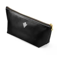 糺音イオ - Pouch - VTuber