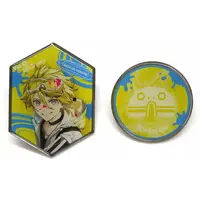 Yu Q. Wilson - Badge - Krisis