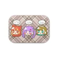 VTuber - Badge - Futaboshi Kazuha & Amainu Moka & Yumeno Neru