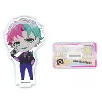 Joe Rikiichi - Acrylic stand - Nijisanji Photographer Theme - Nijisanji