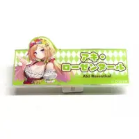 Aki Rosenthal - Badge - hololive