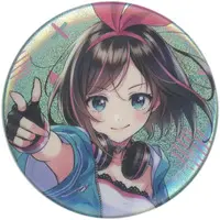 Kizuna AI - Badge - VTuber