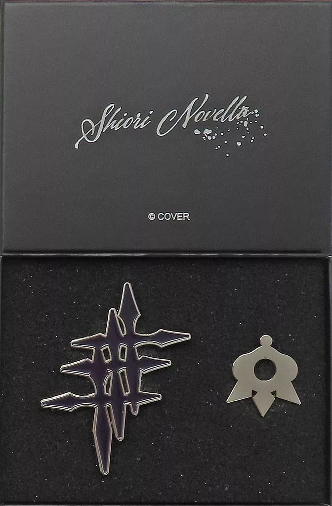 Shiori Novella - Pin - Badge - Advent