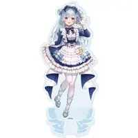Amaui - Acrylic stand - 774 inc.
