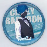 VanilLa - Badge - Crazy Raccoon