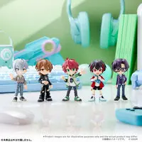 Colorful Peach - Trading Figure - PalVerse