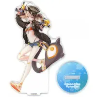 Gigi Murin - Acrylic stand - Justice