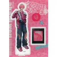 Akagi Wen - Acrylic stand - Oriens