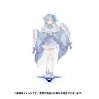 Amaui - Acrylic stand - 774 inc.