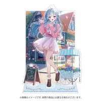 Amaui - Acrylic stand - 774 inc.