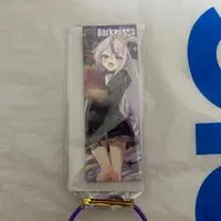 La+ Darknesss - Pin - Badge - holoX