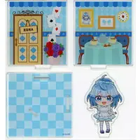 Runa - Acrylic stand - Colorful Peach