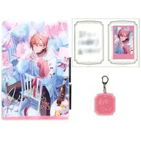 Akagi Wen - Acrylic Key Chain - Character Card - Key Chain - Acrylic Art Plate - Nijisanji