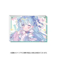 Amaui - Acrylic Block - 774 inc.