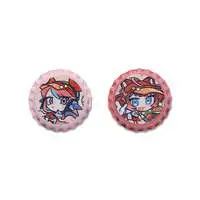 Akami Karubi - Badge - Crazy Raccoon