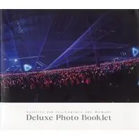 hololive (<<PC・スマホゲーム書籍>> 誤植有)ホロライブ hololive 5th fes. Capture the Moment Deluxe Photo Booklet)