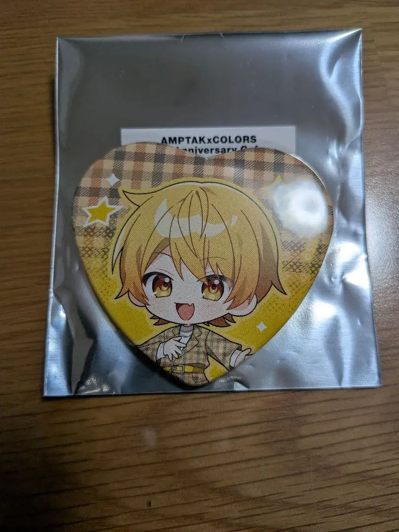 AMPTAKxCOLORS - Pin - Badge